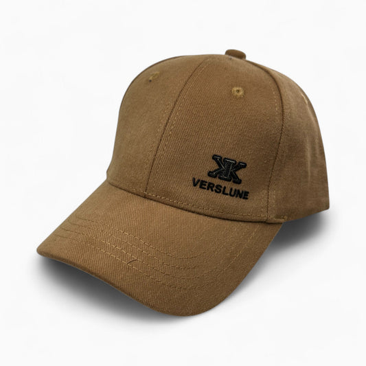 كاب بيج كلاسيكياجعل إطلالتك أكثر أناقة وتميزًا مع هذا الكاب البيج الرائع. يتميز بتصميم بسيط وجذاب يناسب جميع الأذواق، مصنوع من خامات عالية الجودة لضمان الراحة والمتانة.
المميزات: