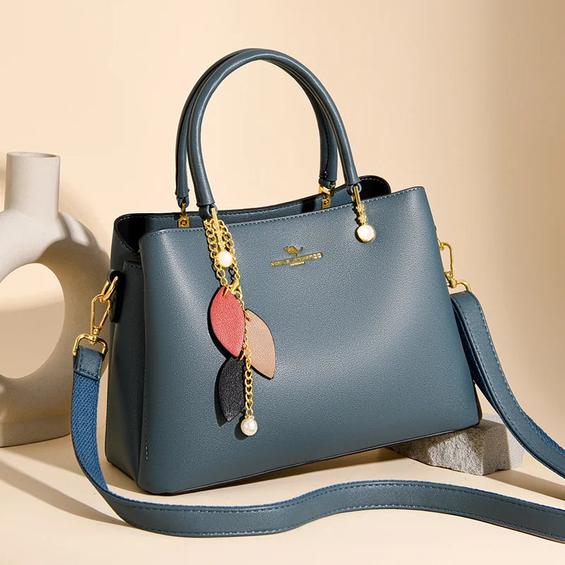 حقيبة يد نسائية بتصميم عصري فخم