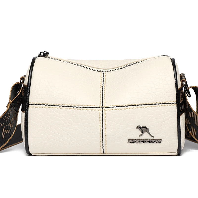 حقيبة كتف نسائية فاخرة بتصميم عصري راقٍ